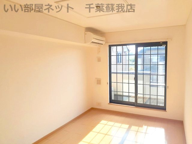 コモドフォレスタⅥの居間・リビング|ゆったり過ごせる居間です
