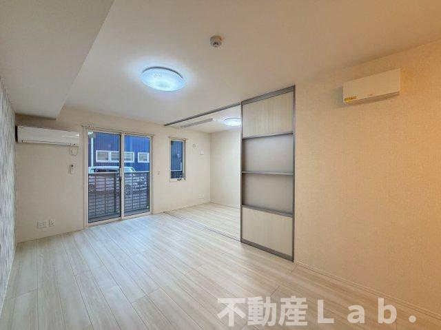 リヴェール近見の居間・リビング|※同一建物別号室のお写真です。
