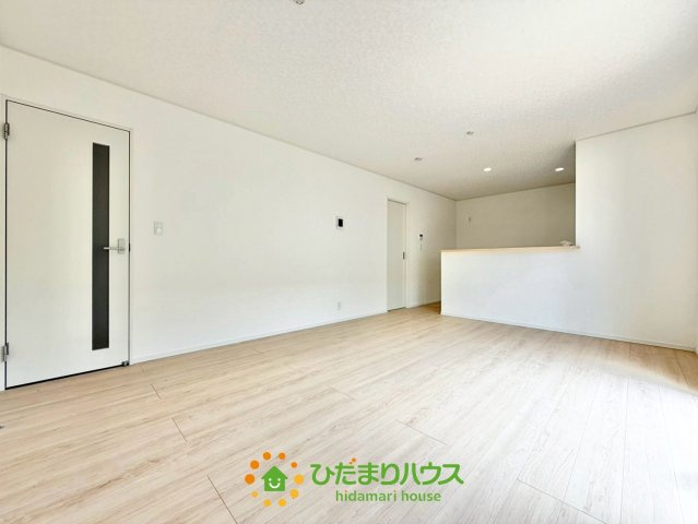 古河市中田第6　新築一戸建て　02　クレイドルガーデンの居間・リビング|2026/08/04　撮影
