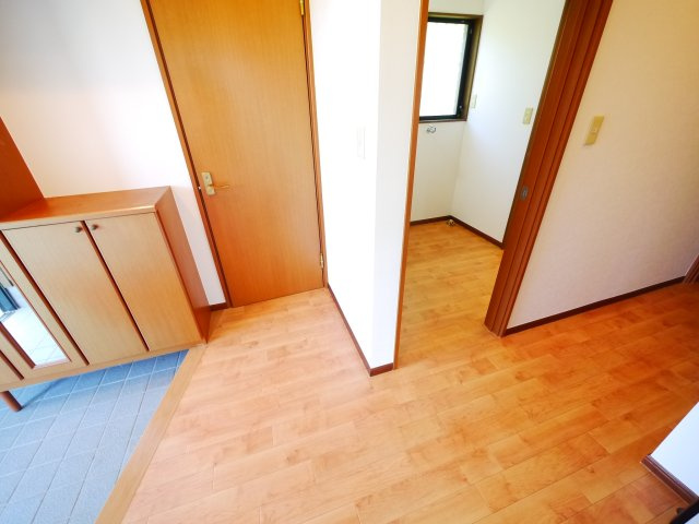 長生郡白子町古所　平屋中古戸建の玄関|内装リフォーム済み令和8年5月 都市ガス 平成11年築3DK平屋 白子海岸まで車約3分 インターそば