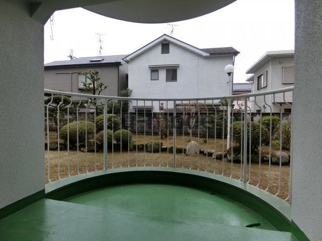 ハイツ春日野のバルコニー