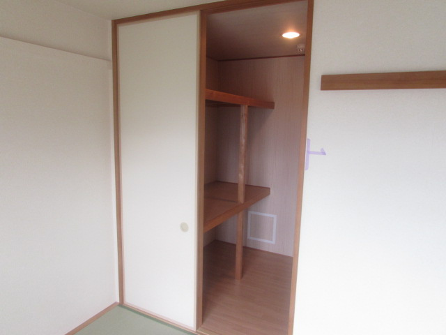 フローラル宝塚の収納|ちょっとした収納スペースも充実しています