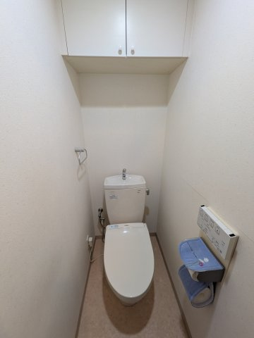 サンクレイドル小牧グランデのトイレ|落ち着いた色調のトイレです