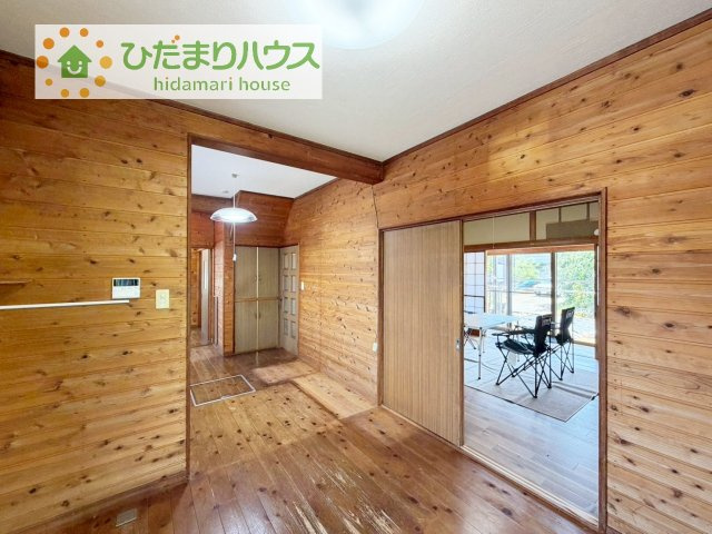 【キッチン】 | つくば市自由ケ丘　中古戸建 | ダイニングは嬉しい二面採光・窓辺からの日差しがあたたかな空間を演出します( *´艸｀)