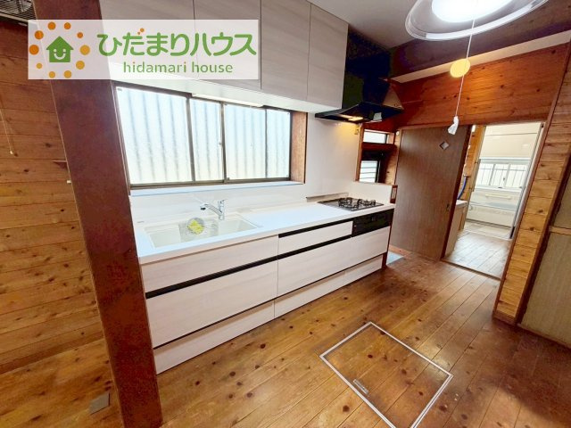 【キッチン】 | つくば市自由ケ丘　中古戸建 | 3口コンロでお料理する時間も短くなりそうですね(*‘∀‘)