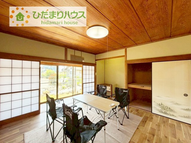 【洋室】 | つくば市自由ケ丘　中古戸建 | 南向きの洋室ではぽかぽかの日差しが感じられます☆彡