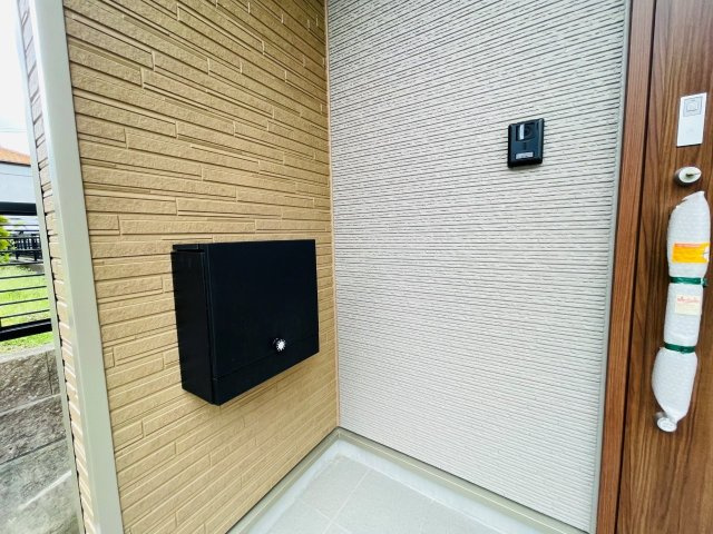 豊田市高上第2　新築分譲住宅　全2棟　2号棟のその他|飽きのこないシンプルなデザインのポスト。