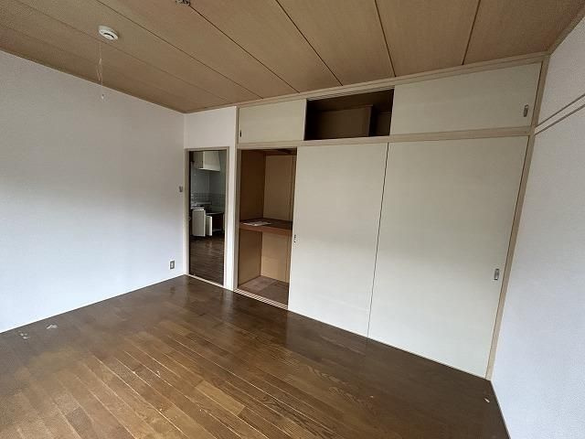横浜市瀬谷区三ツ境のアパートの居間・リビング