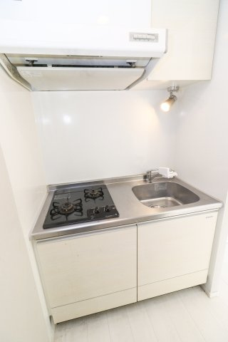 アルファシオ　ディフォンド　4階のキッチン|別号室のものになります。現状優先です。