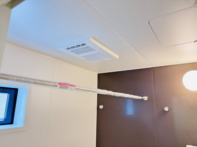 流山市加４丁目新築戸建【流山北小学校:7分】の冷暖房・空調設備|雨の日も安心の浴室乾燥機つき