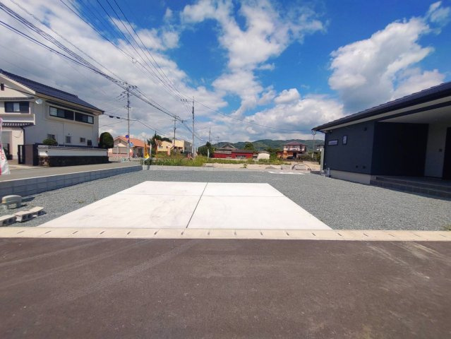 みやま市瀬高町山門の新築一戸建の駐車場
