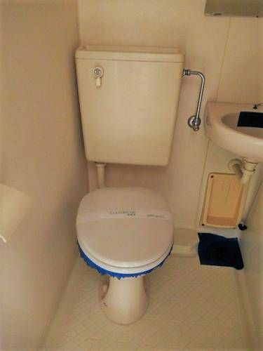 横浜市西区霞ケ丘の賃貸マンションのトイレ
