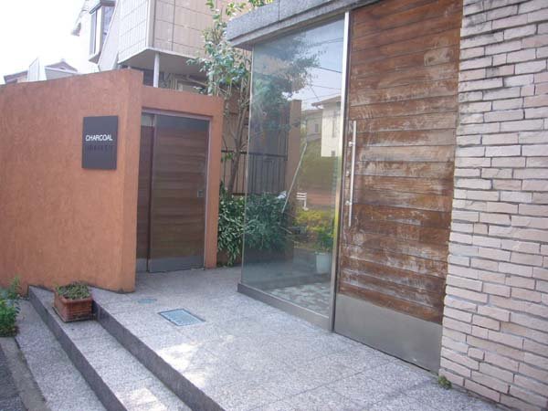 オートロック付きのエントランス