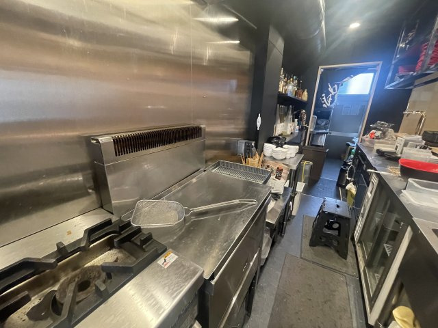 津山市小性町 ３階建 店舗のキッチン