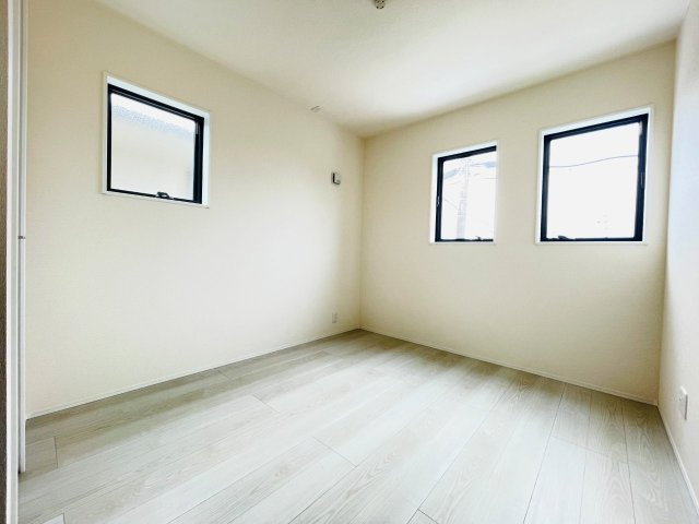 豊田第53野見山町　新築分譲住宅　全2棟　1号棟の洋室|家族一人一人の大切なプライベート空間です。
