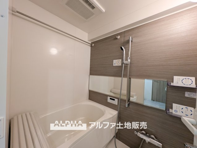 花小金井スカイハイツの浴室|【Bathroom】
◆風呂◆カビが付きにくく軽くこすれば簡単に落ちるお掃除ラクラク仕様です。