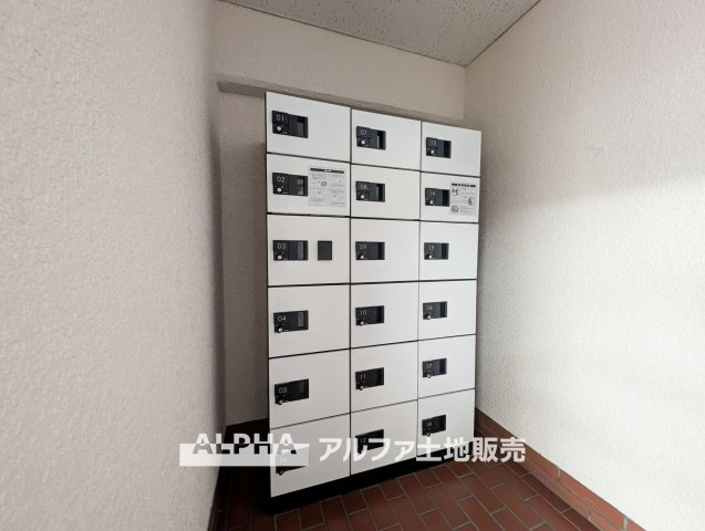 花小金井スカイハイツの設備|【Delivery Box】
◆宅配ボックス◆通販を利用するのがスタンダードな昨今、戸建にも必要な装備のひとつとなりました。