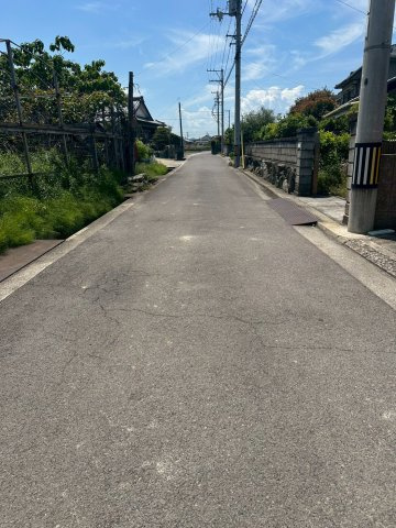 高田2丁目 3区画　売土地の前面道路含む現地写真