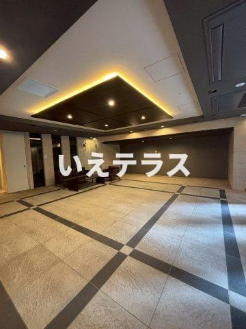 プレサンスTHE神戸のロビー