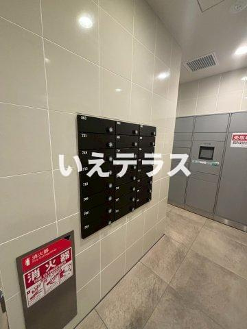 プレサンスTHE神戸のエントランス