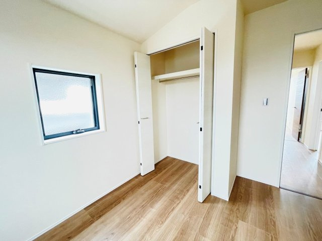 豊田第53野見山町　新築分譲住宅　全2棟　2号棟の収納|豊富な数のクローゼットには、衣類、日用品、家族の思い出まで大切に保管できます♪