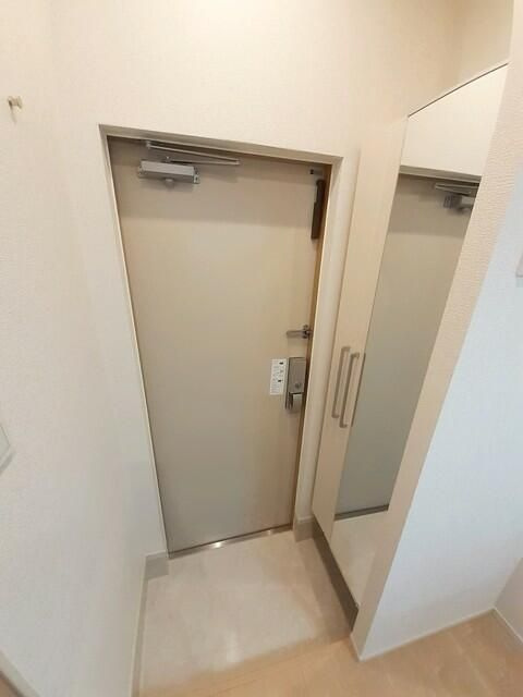 ルジーナ　ベルデの玄関