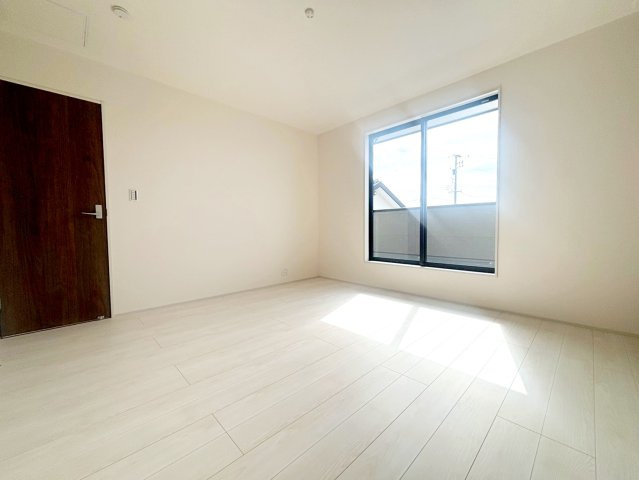 焼津市石津　3期／の洋室