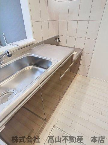 宗像市稲元４丁目のアパートのキッチン