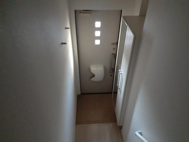 エルタスコート府中Ⅰの玄関