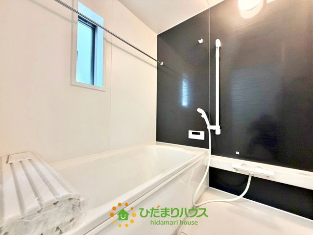 古河市大山第８　新築一戸建て　01　クレイドルガーデンの浴室