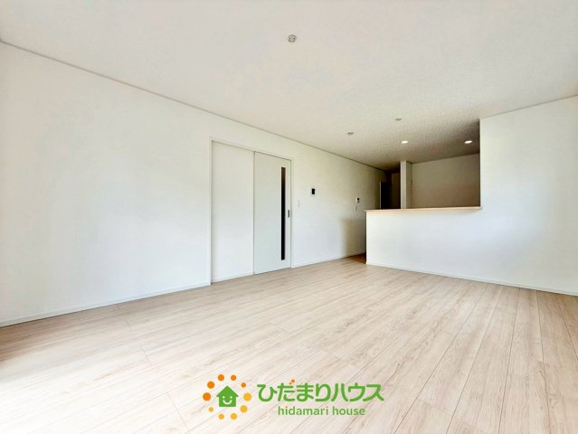 古河市大山第８　新築一戸建て　01　クレイドルガーデンの居間・リビング