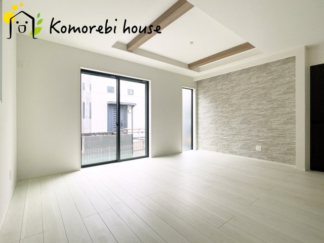 さいたま市西区土屋　9期　新築一戸建て　グラファーレの居間・リビング|26.8.31　撮影