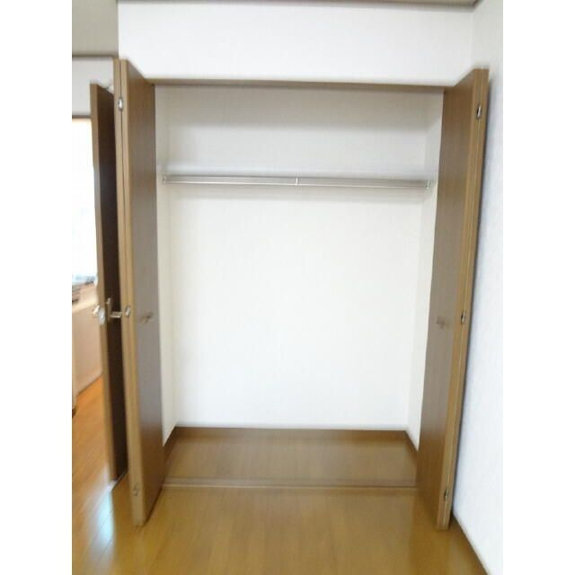 さいたま市北区日進町２丁目のアパートの収納|※別部屋参考写真
