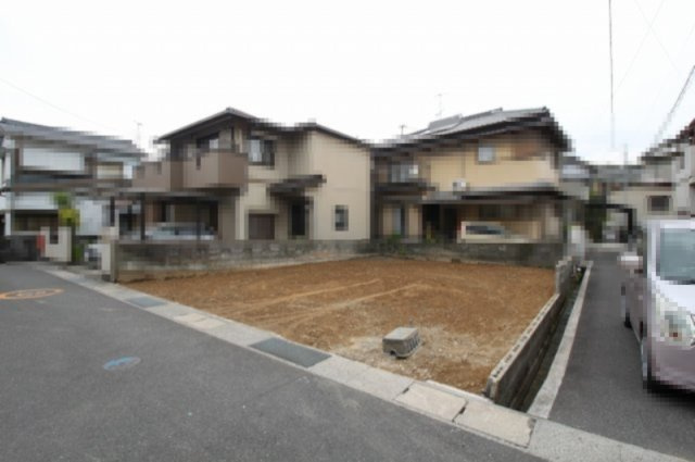 高知市佐々木町　新築戸建　②の外観|土地面積　147.70㎡（約44.坪）建物面積　104.88㎡（約31.72坪）