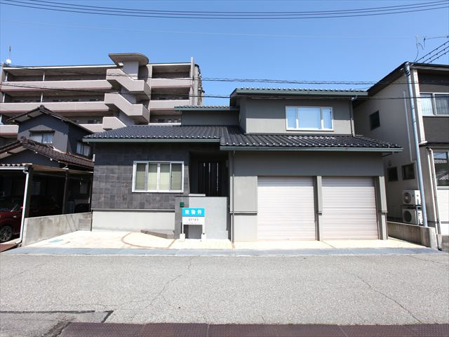 白山市旭町中古住宅の画像