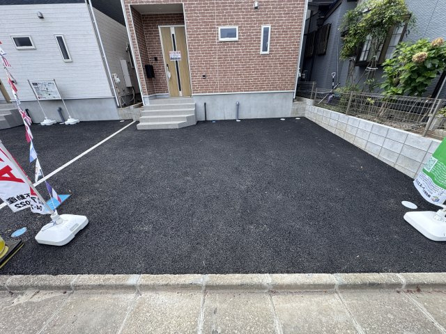 柏市伊勢原１丁目新築戸建（伊勢原第７）の駐車場|1号棟駐車スペース・並列2台駐車可