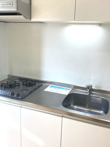 流山市南流山６丁目のアパートのキッチン
