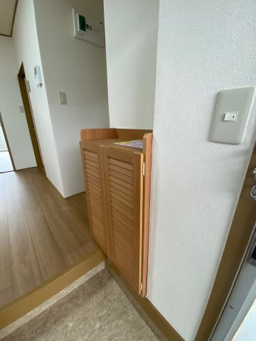 桃江荘の玄関