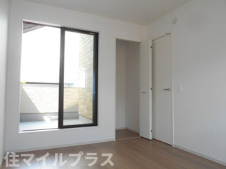 【洋室】 | 郡山市片平町新蟻塚新築一戸建て1棟 | 個人の部屋や寝室として使える洋室です
