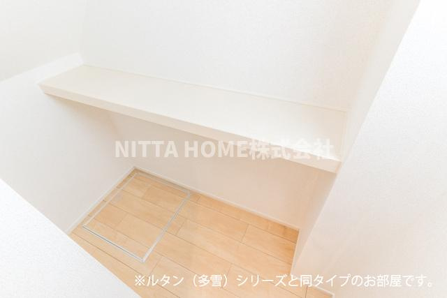 アストラル　グレアⅠの収納|【イメージ写真】洋室にはウォークインクローゼットが付いています！