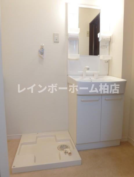 仲介手数料50％半額キャンペーン物件の洗面所|シャンプードレッサーです