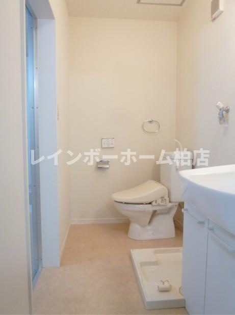 仲介手数料50％半額キャンペーン物件の内装|脱衣所です