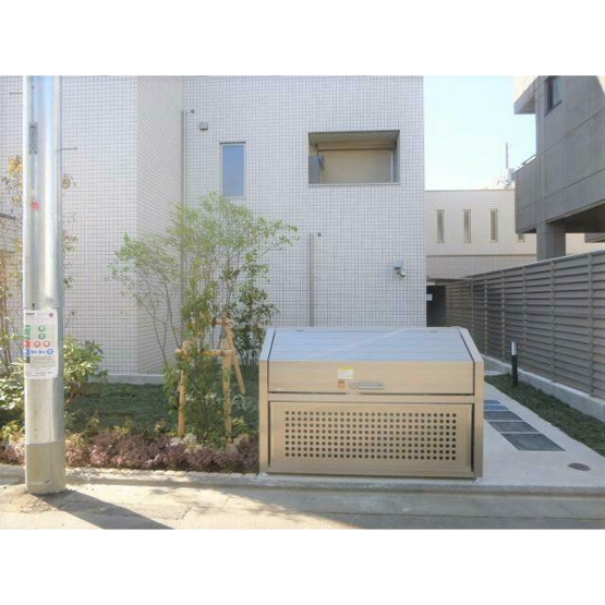 【その他共用部分】 | THE　MEDEL | 敷地内ゴミ置き場完備。