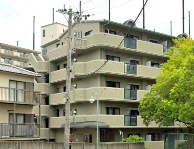 ジャルダン上ヶ原壱番館の外観|静かで緑豊かな住宅地です。
