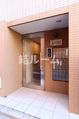 北区神谷１丁目の賃貸マンションのエントランス