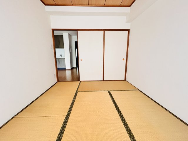 ライオンズガーデン青梅の和室