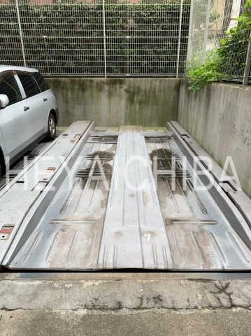 アルシオン浅草国際通りの駐車場
