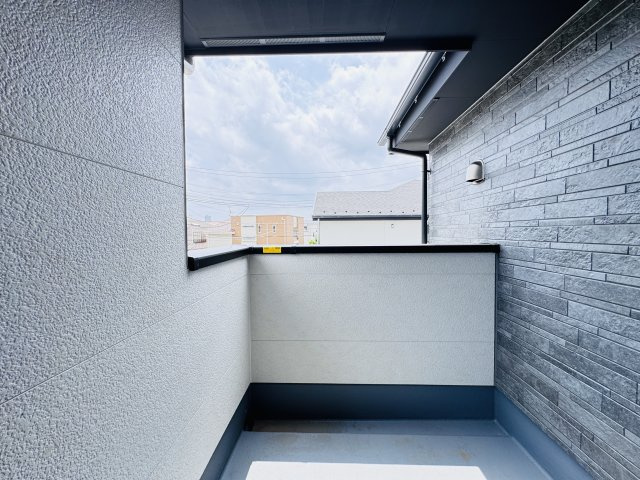 柏市高田新築戸建【柏第四小学校:5分】のバルコニー|5.2帖洋室前インナーバルコニー