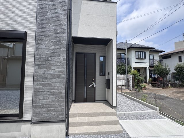 柏市高田新築戸建【柏第四小学校:5分】のエントランス|エントランス