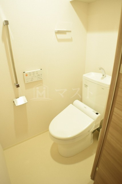 ブランズタワー南堀江のトイレ|同マンション内・別居室参考写真